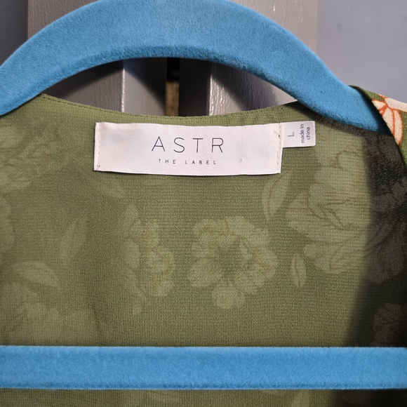 Astr Green Floral Wrap Top - Picture 6 of 10